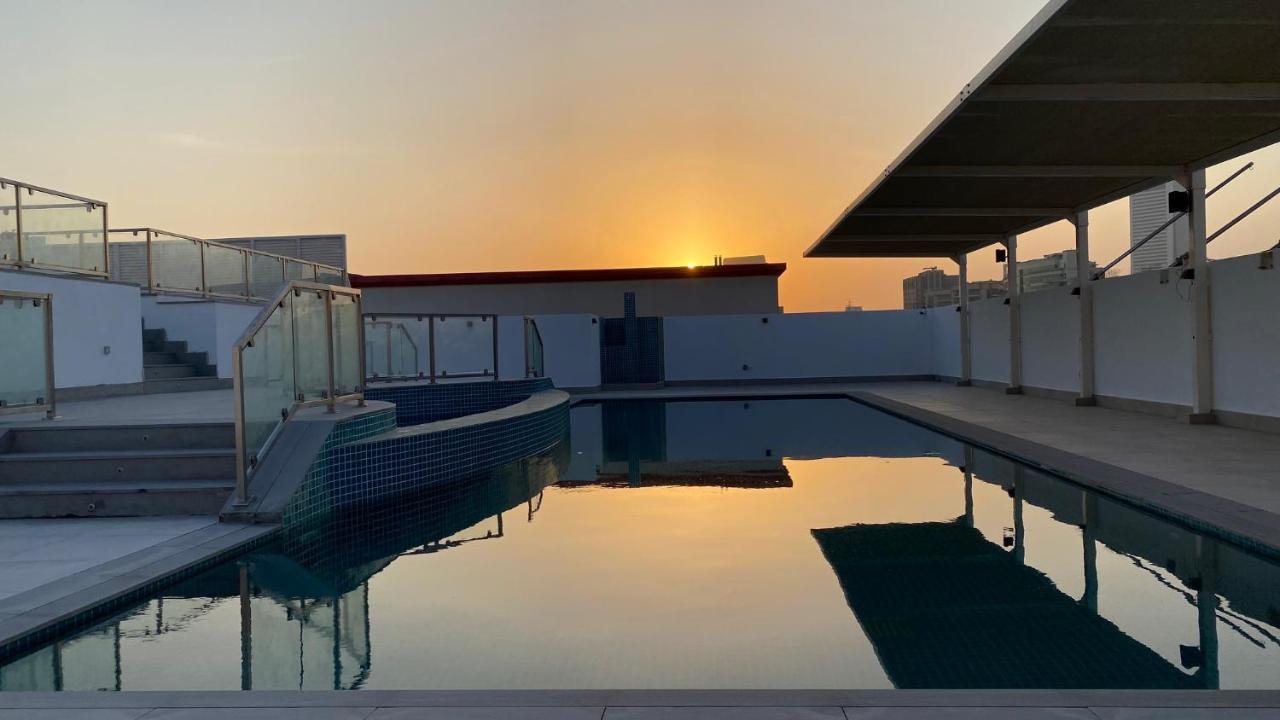 Sitara Hotel Apartment Dubaj Kültér fotó
